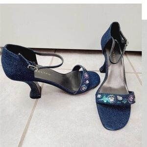 Bandolino Denim Cuban heel ankle strap shoes with floral embellishment.EUC